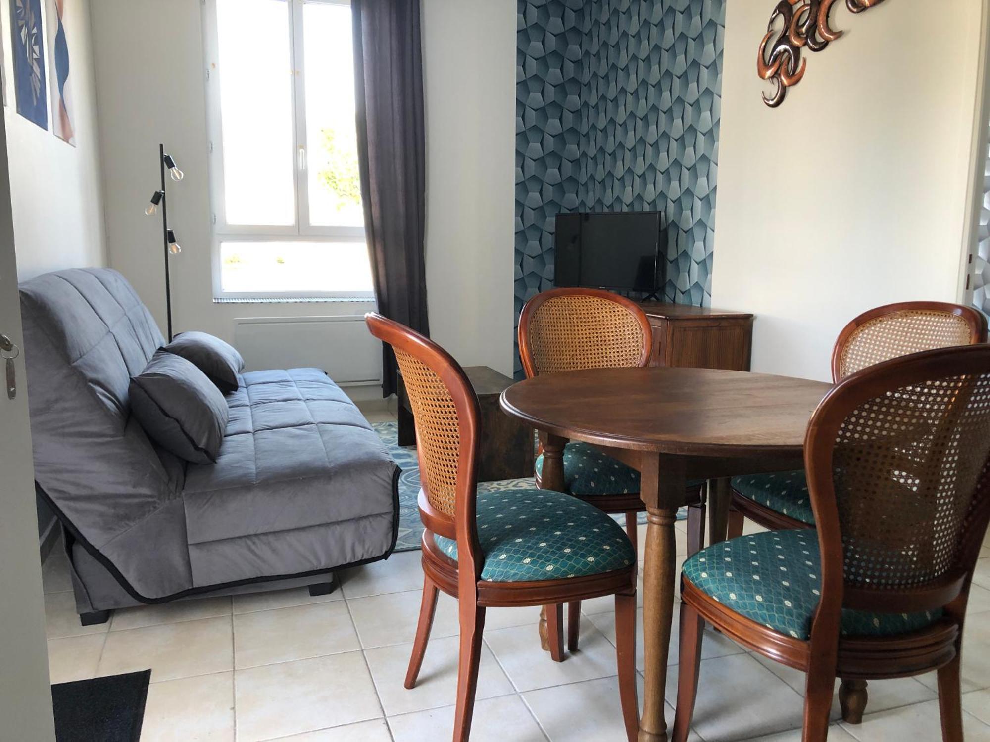 Votre Oasis De Detente : Flambant Neuf, 1 Chambre, 4 Couchages A *